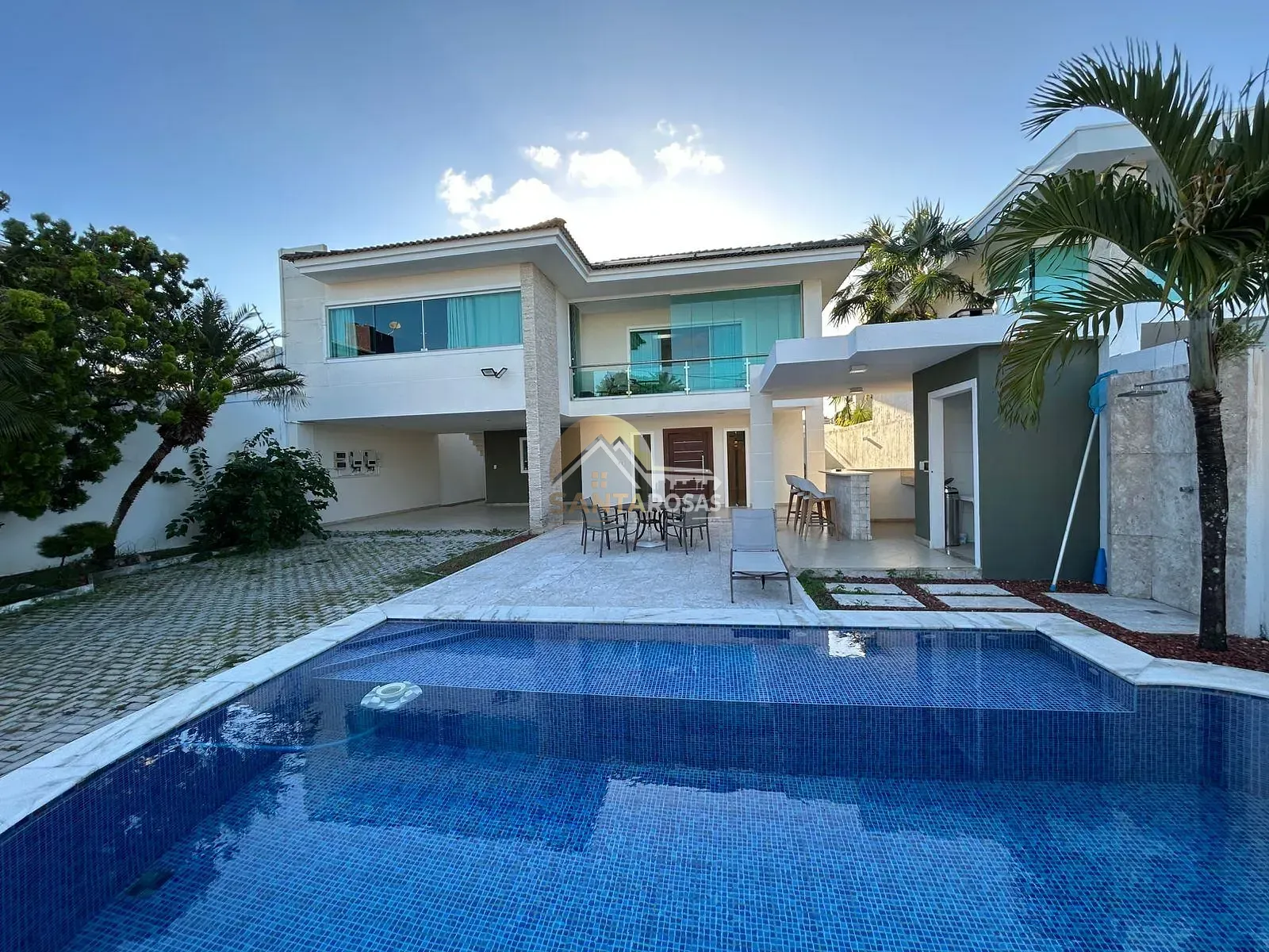 Casa, 4 quartos, 310 m² - Foto 1