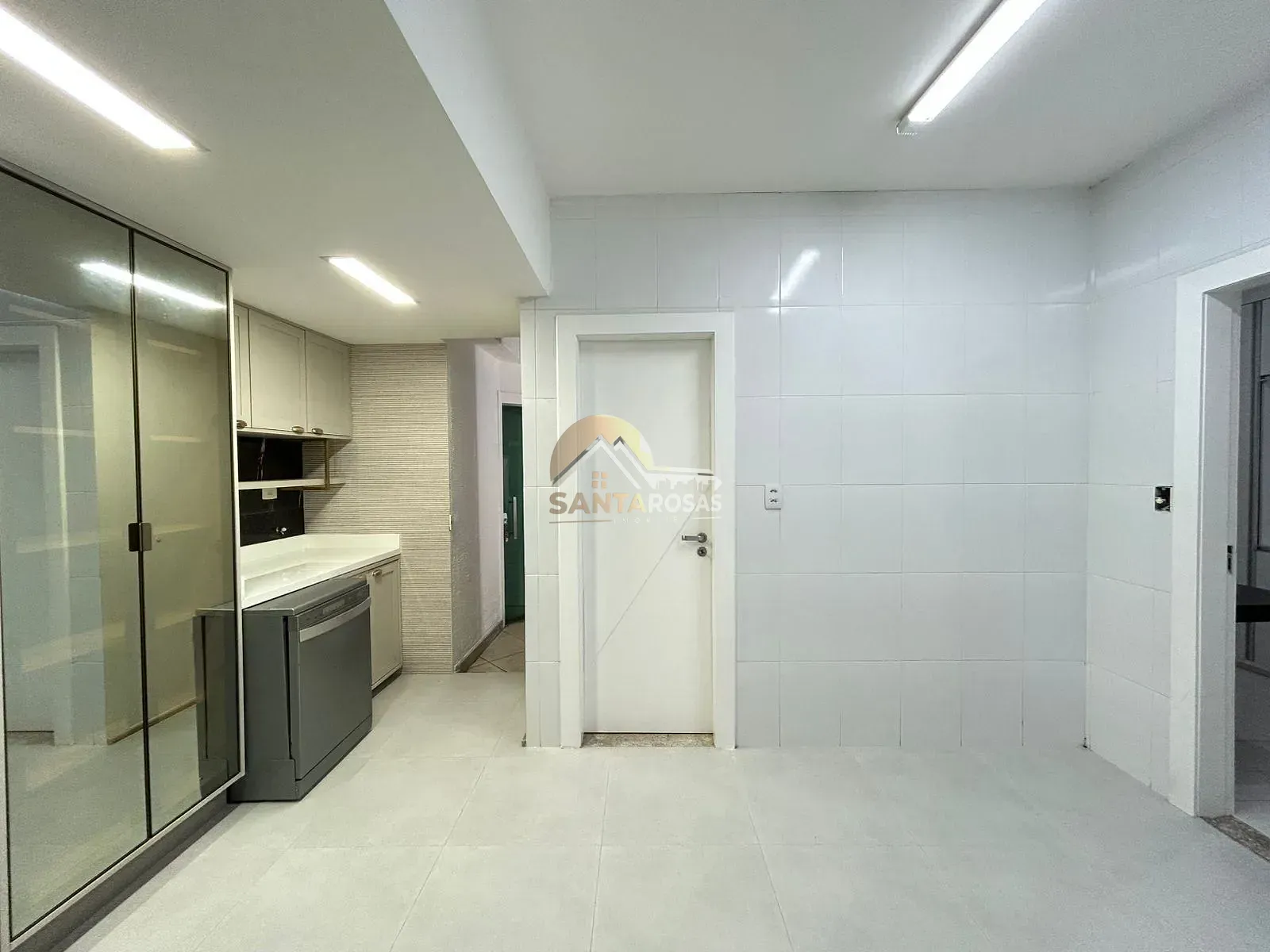 Casa, 4 quartos, 310 m² - Foto 17