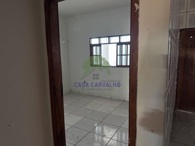 Casa 2 quartos e 1 banheiro, à venda, no bairro Aeroporto em Corumbá
