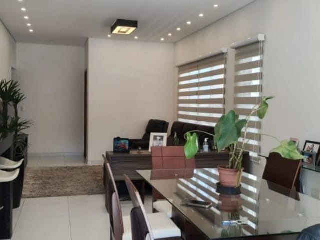 Casa 3 quartos e 5 banheiros, à venda, no bairro Cidade Parquelandia em Mogi das Cruzes