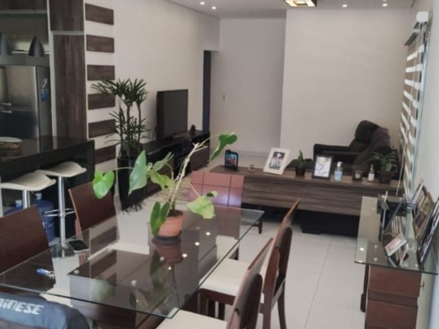 Casa 3 quartos e 5 banheiros, à venda, no bairro Cidade Parquelandia em Mogi das Cruzes