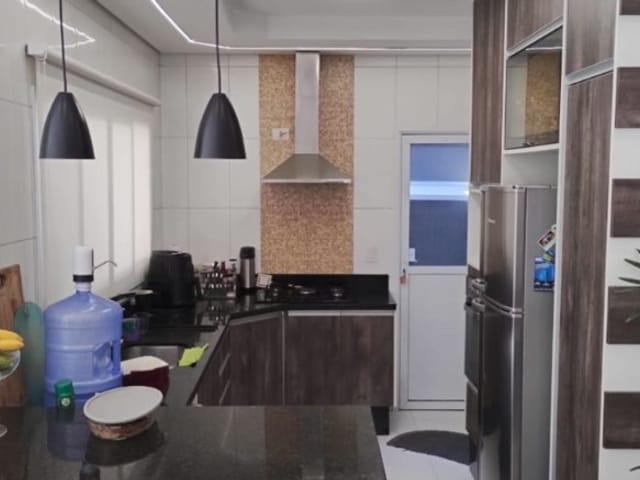 Casa 3 quartos e 5 banheiros, à venda, no bairro Cidade Parquelandia em Mogi das Cruzes