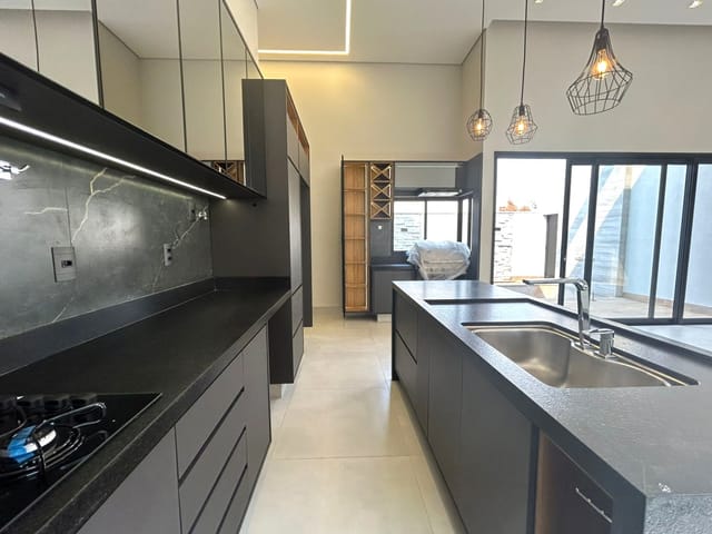 Casa com 336m² 3 quartos e 4 banheiros, à venda, no bairro Village Santa Georgina em Franca