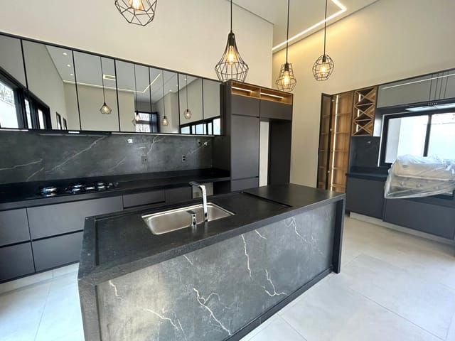 Casa com 336m² 3 quartos e 4 banheiros, à venda, no bairro Village Santa Georgina em Franca