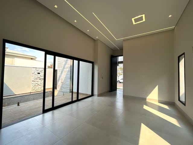 Casa com 336m² 3 quartos e 4 banheiros, à venda, no bairro Village Santa Georgina em Franca