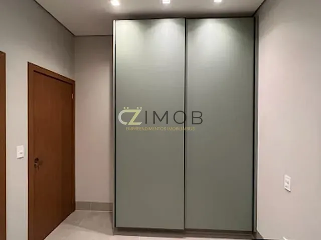 Casa com 315m² 3 quartos e 5 banheiros, à venda, no bairro Bonfim Paulista em Ribeirão Preto
