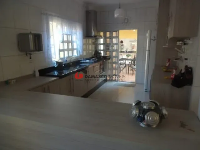 Casa com 220m², à venda, no bairro Vila Califórnia em São Paulo