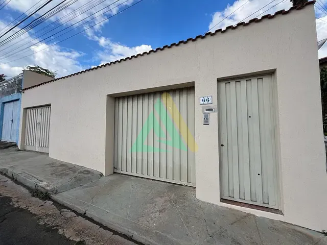 Casa com 250m² 2 quartos e 2 banheiros, à venda, no bairro Jardim Nossa Senhora das Graças em Mogi Guaçu
