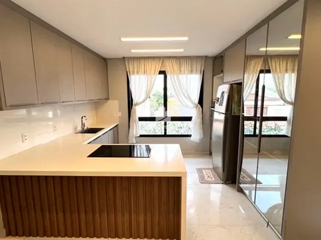 Casa com 390m² 3 quartos e 7 banheiros, à venda, no bairro Lago Parque em Londrina