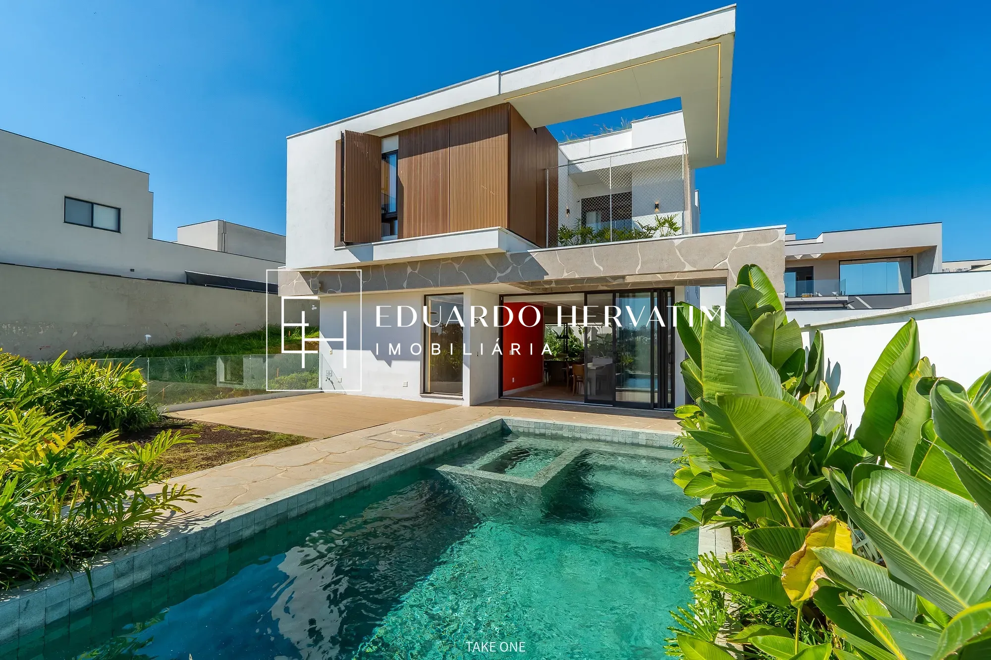 Casa, 3 quartos, 298 m² - Foto 1