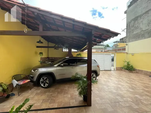 Casa com 192m² 4 quartos e 3 banheiros, à venda, no bairro Moquetá em Nova Iguaçu