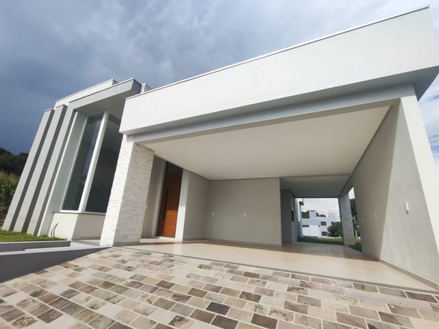 Casa com 375m² 3 quartos e 2 banheiros, à venda, no bairro Lot. Zorzi em Nova Prata