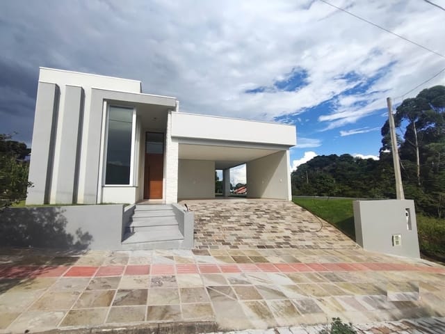 Casa com 375m² 3 quartos e 2 banheiros, à venda, no bairro Lot. Zorzi em Nova Prata