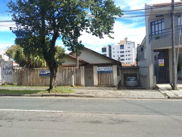 Foto do Terreno - Terreno com casa de 3 dormitórios à venda, 450 m² totais por R$1.100.000,00, localizada no Centro, São José dos Pinhais, PR. | Haas Imóveis