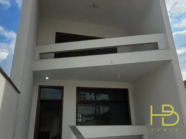 Casa 4 quartos e 4 banheiros, à venda ou para alugar, no bairro Centro em Sorocaba