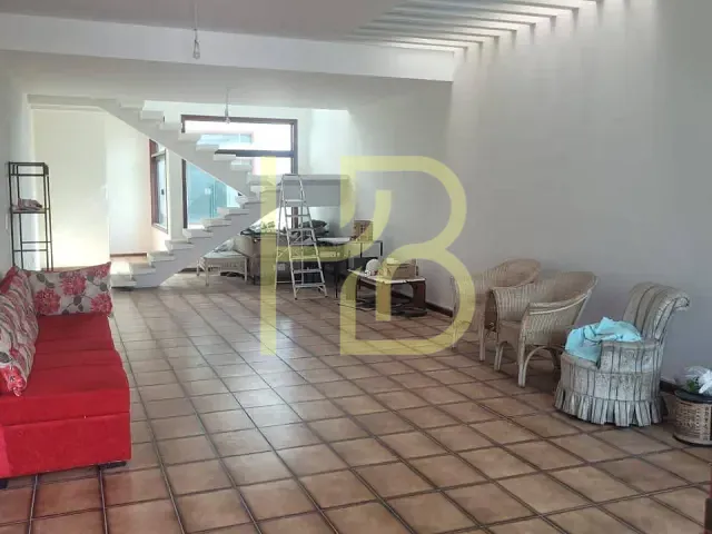 Casa 4 quartos e 4 banheiros, à venda ou para alugar, no bairro Centro em Sorocaba