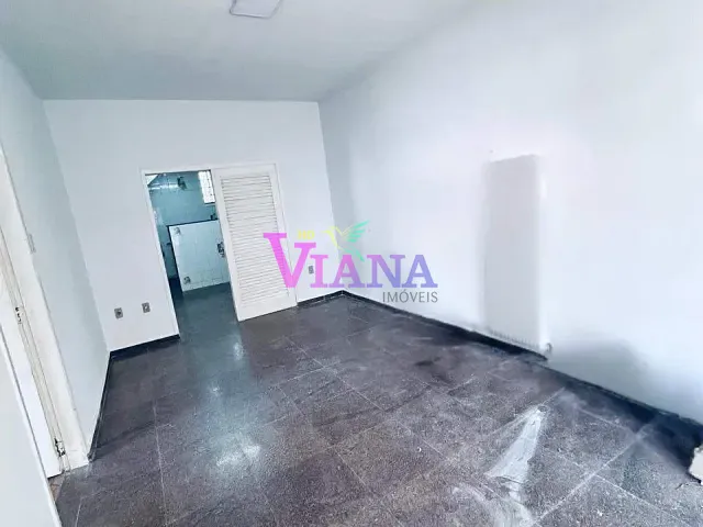 Casa com 342m² 4 quartos e 4 banheiros, à venda ou para alugar, no bairro Ferroviários em Cachoeiro de Itapemirim