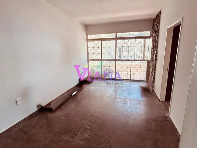 Casa com 342m² 4 quartos e 4 banheiros, à venda ou para alugar, no bairro Ferroviários em Cachoeiro de Itapemirim