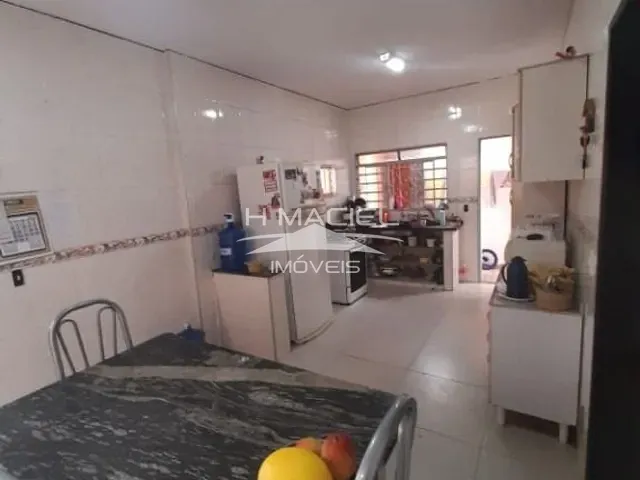 Casa com 250m² 3 quartos e 3 banheiros, à venda, no bairro Vila Proost de Souza em Campinas