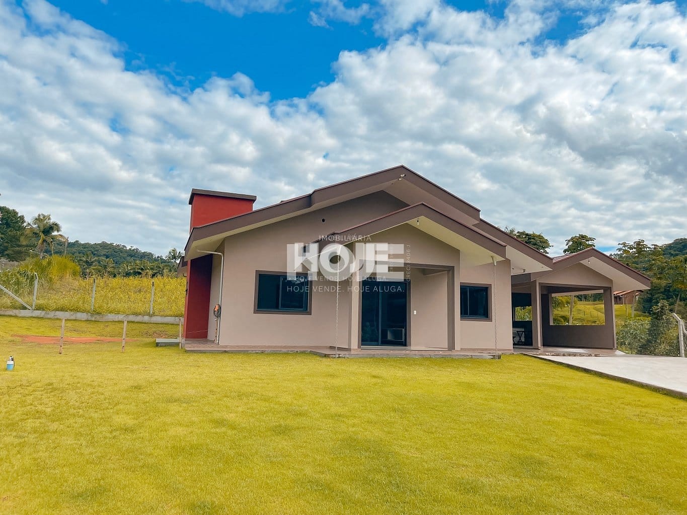 Casa a venda no Bairro Encano, na cidade de Indaial - SC. - foto 1