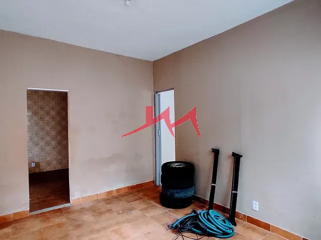 Casa com 183m² 2 quartos e 1 banheiro, à venda, no bairro Trindade em São Gonçalo