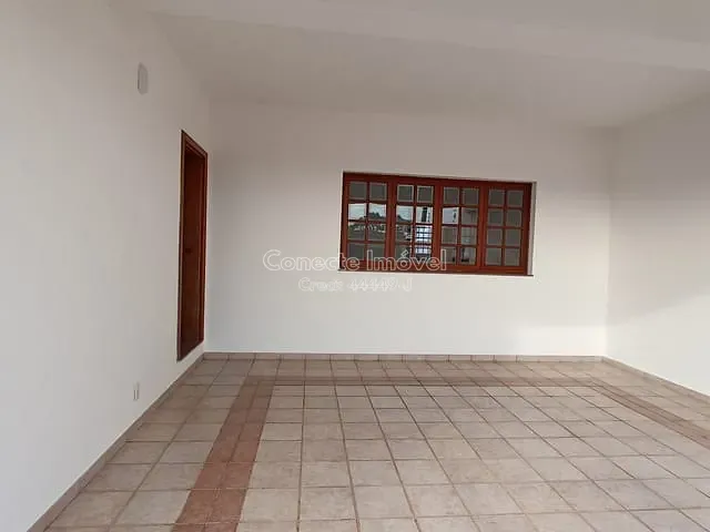 Casa com 316m² 4 quartos e 3 banheiros, à venda, no bairro Jardim Botânico em Jaguariúna