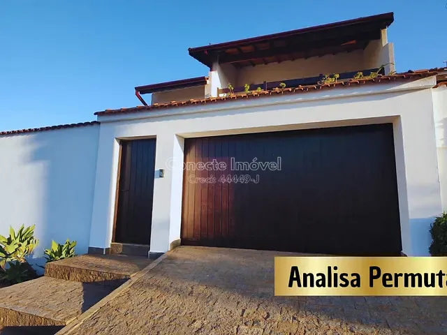 Casa com 316m² 4 quartos e 3 banheiros, à venda, no bairro Jardim Botânico em Jaguariúna