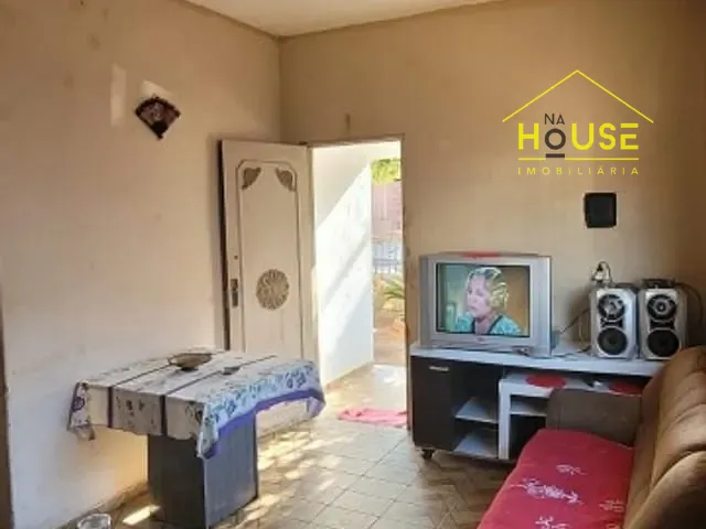 Casa com 254m², à venda, no bairro Jardim das Palmeiras I em Votuporanga