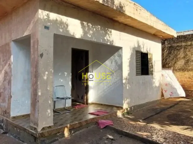 Casa com 254m², à venda, no bairro Jardim das Palmeiras I em Votuporanga