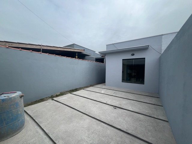 Foto do Casa - Casa nova à venda, com dois dormitórios sendo uma suíte na Praia das Palmeiras, em Caraguatatuba, litoral norte de SP | Innova Imobiliária