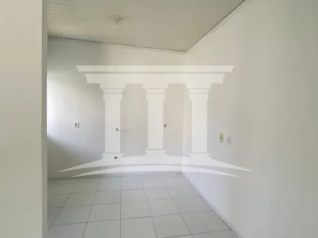 Casa 2 quartos e 2 banheiros, para alugar, no bairro Residencial Florença em Sinop