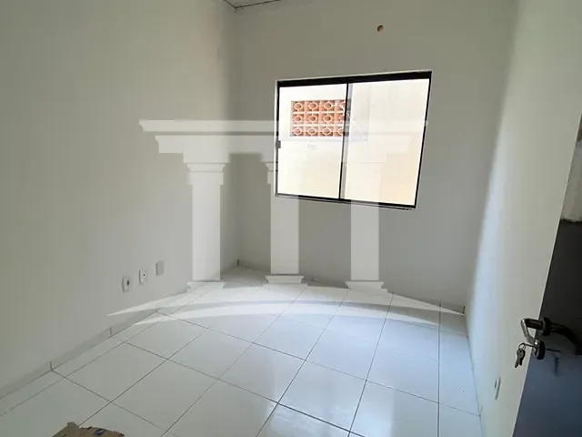 Casa 2 quartos e 2 banheiros, para alugar, no bairro Residencial Florença em Sinop