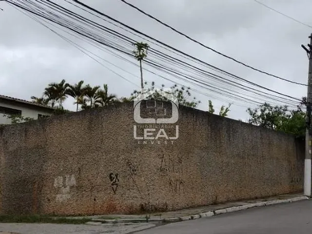 Casa com 1012m² 3 quartos e 3 banheiros, à venda, no bairro Vila Fazzeoni em São Paulo