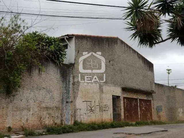 Casa com 1012m² 3 quartos e 3 banheiros, à venda, no bairro Vila Fazzeoni em São Paulo