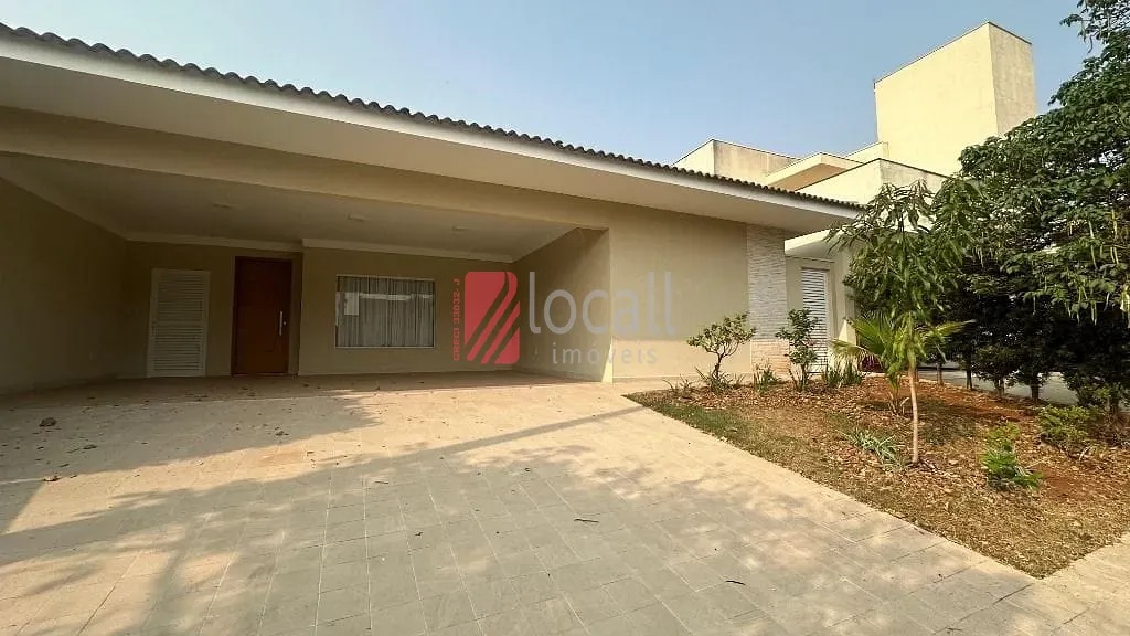 Casa com 3 quartos para aluguel, 200m² — foto 2 de 29
