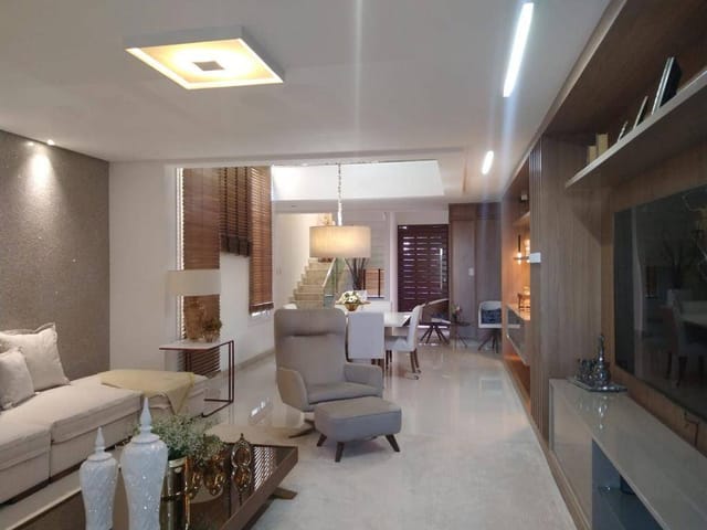 Casa 4 quartos e 5 banheiros, à venda, no bairro Aruana em Aracaju