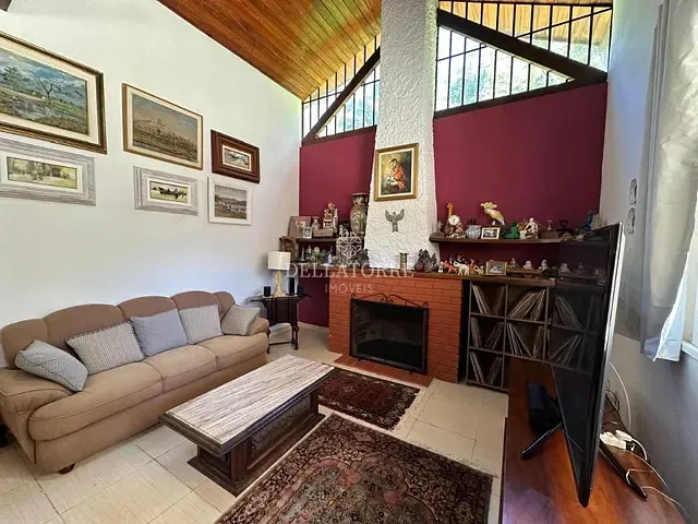 Casa com 15448m² 3 quartos e 2 banheiros, à venda, no bairro Carlos Guinle em Teresópolis
