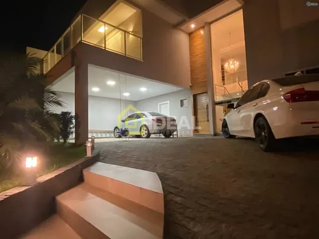 Casa com 289m² 4 quartos e 4 banheiros, à venda, no bairro Jardim em Concórdia