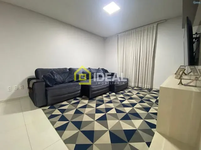 Casa com 289m² 4 quartos e 4 banheiros, à venda, no bairro Jardim em Concórdia