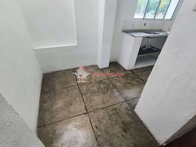 Casa com 180m² 4 quartos e 4 banheiros, para alugar, no bairro Vila Monumento em São Paulo