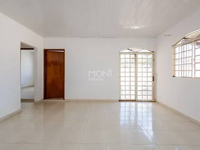 Casa 5 quartos e 2 banheiros, à venda, no bairro Setor Habitacional Arniqueira (Águas Claras) em Brasília
