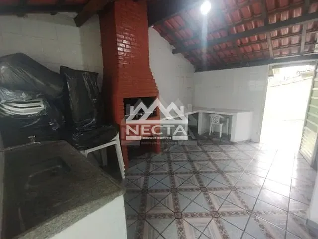 Casa com 71m² 2 quartos e 2 banheiros, à venda, no bairro Loteamento Jardim Aruan em Caraguatatuba