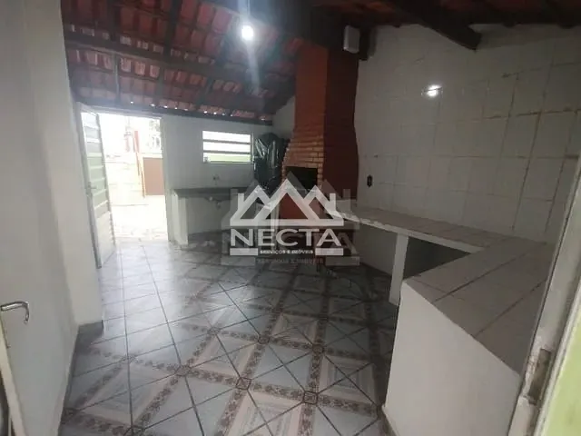 Casa com 71m² 2 quartos e 2 banheiros, à venda, no bairro Loteamento Jardim Aruan em Caraguatatuba