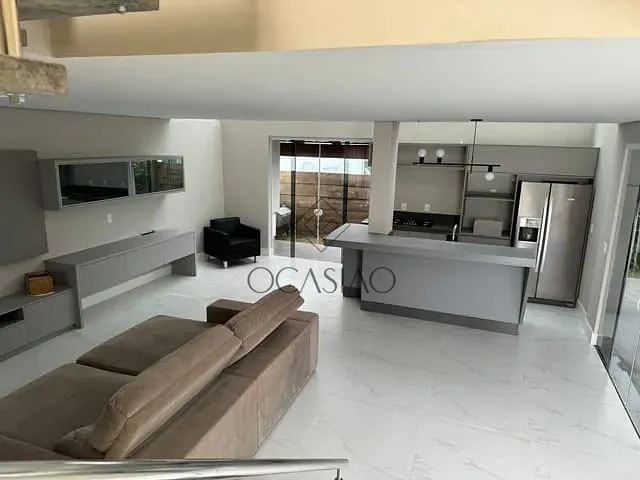 Casa 3 quartos e 3 banheiros, para alugar, no bairro São Judas Tadeu em Balneário Camboriú