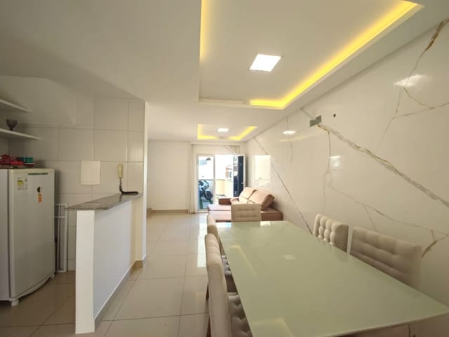Casa com 51m² 2 quartos e 3 banheiros, para alugar, no bairro Barroso em Fortaleza