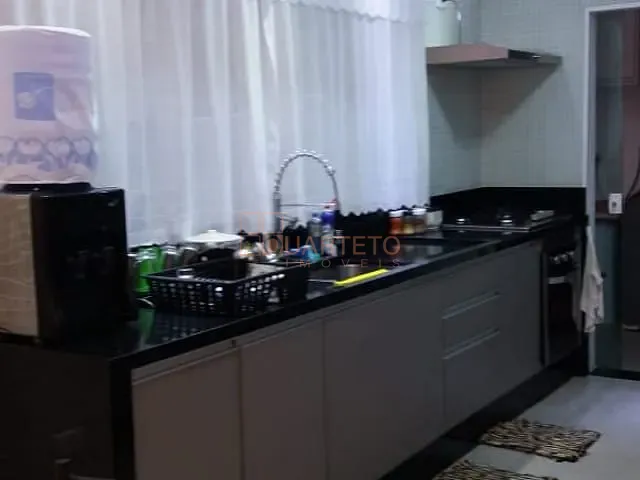 Casa 3 quartos e 4 banheiros, à venda, no bairro Jardim das Laranjeiras em São Paulo