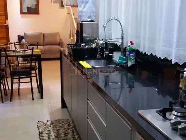 Casa 3 quartos e 4 banheiros, à venda, no bairro Jardim das Laranjeiras em São Paulo
