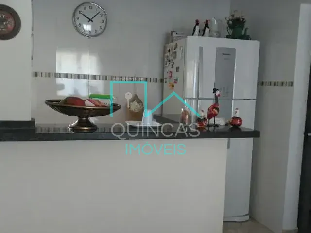 Casa com 180m² 2 quartos e 2 banheiros, à venda, no bairro Loteamento Reserva Ermida em Jundiaí