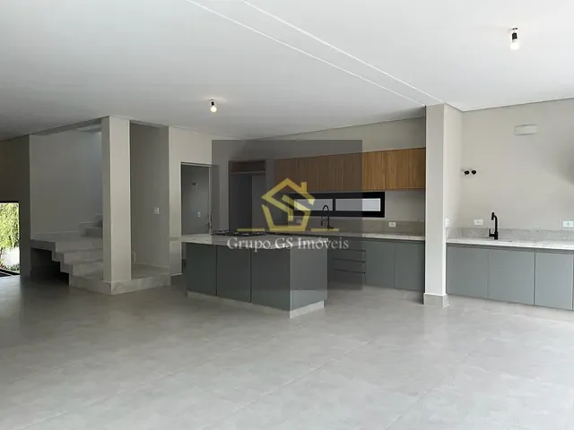 Casa com 375m² 3 quartos e 4 banheiros, à venda, no bairro Loteamento Recanto dos Paturis em Vinhedo