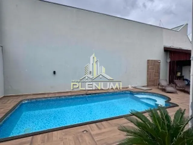 Casa com 250m² 2 quartos e 3 banheiros, à venda, no bairro Jardim Vilage em Rio Claro